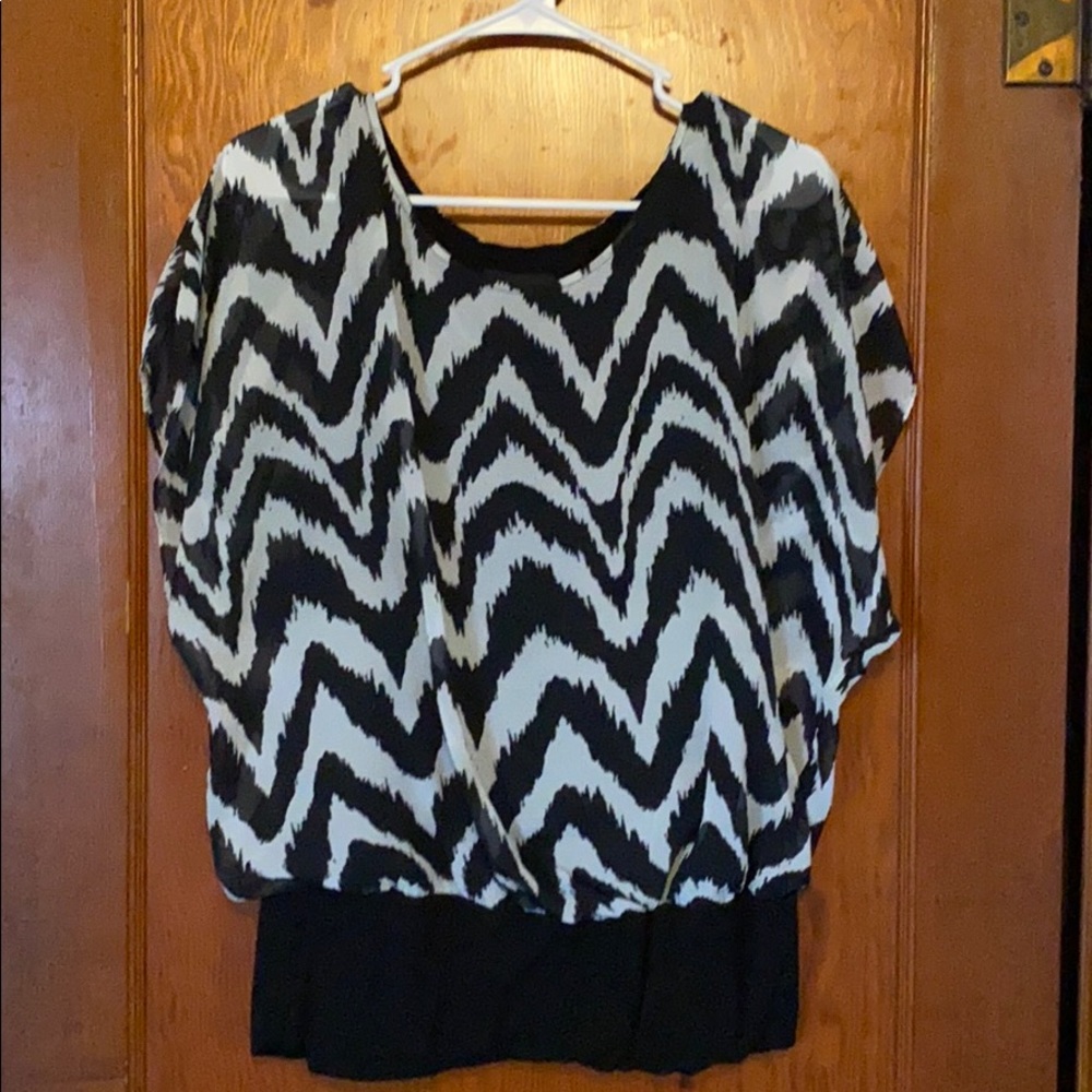 chevron pattern blouse